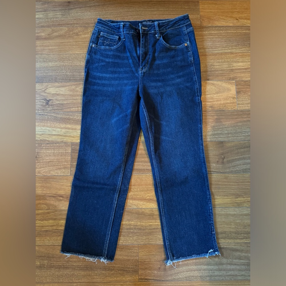 Judy Blue Straight leg crop denim